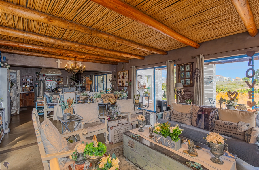 4 Bedroom Property for Sale in Blue Lagoon Western Cape